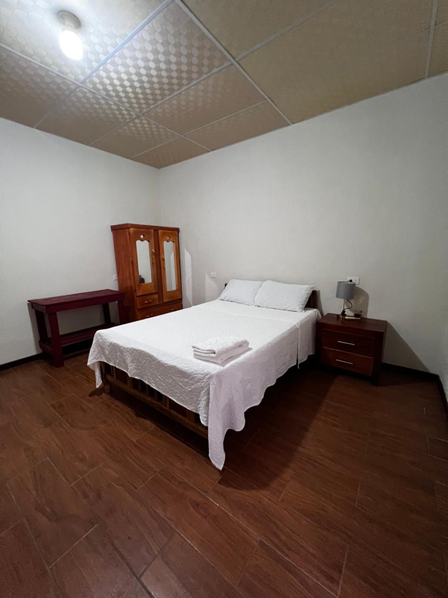 Ibania Hostal Tamanique Esterno foto