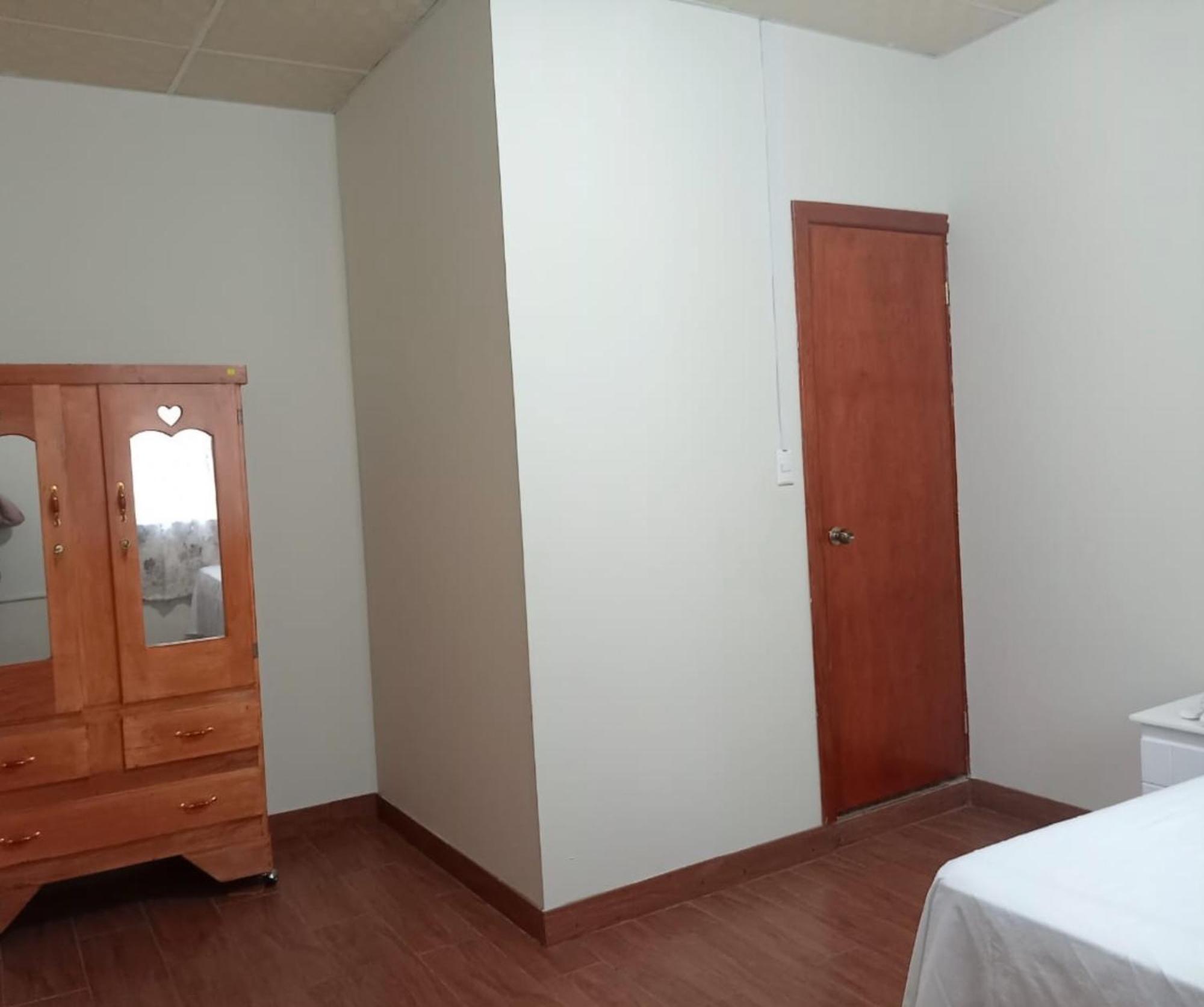 Ibania Hostal Tamanique Esterno foto